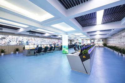 华菱湘钢智慧工厂 5G+技术落地生根，钢铁工人步入办公室时代